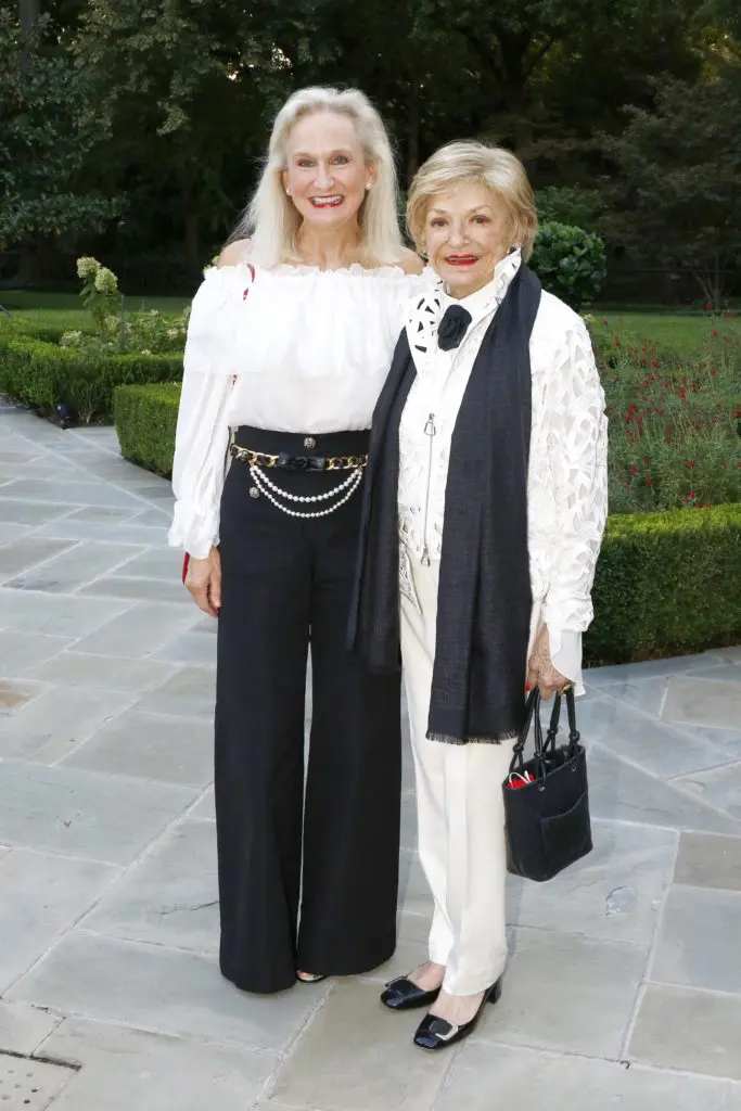 Janie Donosky Condon, Patsy Miller Donosky, Icon Award recipient (Photo by Dana Driensky)