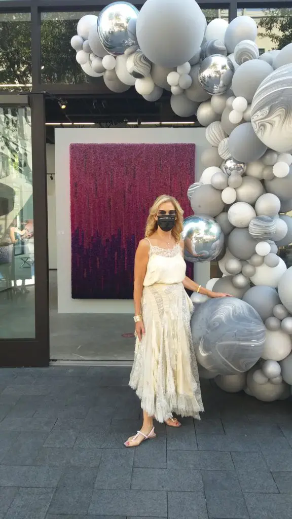 Glamorous New Art Galley Makes a River Oaks District Splash — Laura Rathe Joins Luxury Land