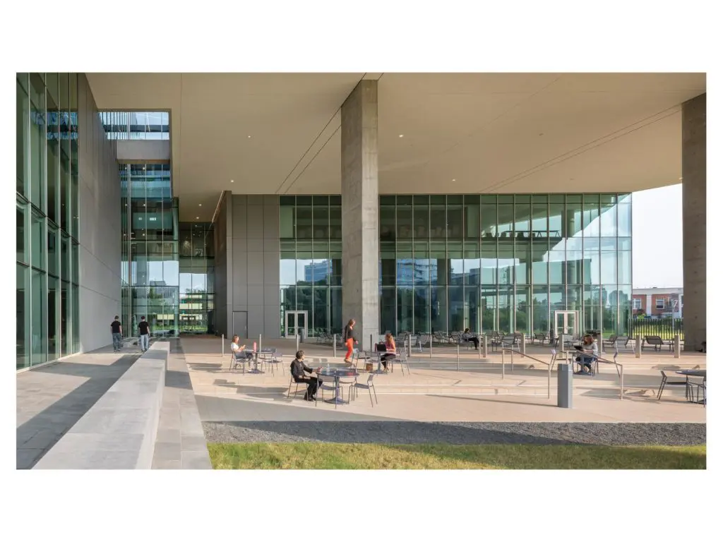 Baylor Scott & White Health Administrative Center, photographed by James Steinkamp