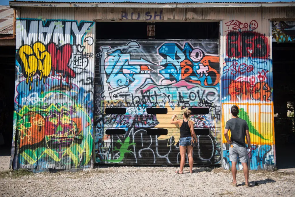 Best Things To Do in Dallas This Weekend — Art and Beer Walks, Halloween Bar Crawls, and Scary Movies