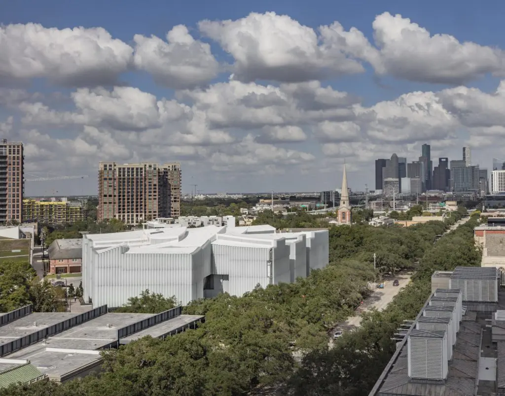 The Museum of Fine Arts, Houston's 237,000-square-foot Nancy and Rich Kinder Building (Photo by Richard Barnes, Courtesy of the Museum of Fine Arts, Houston)