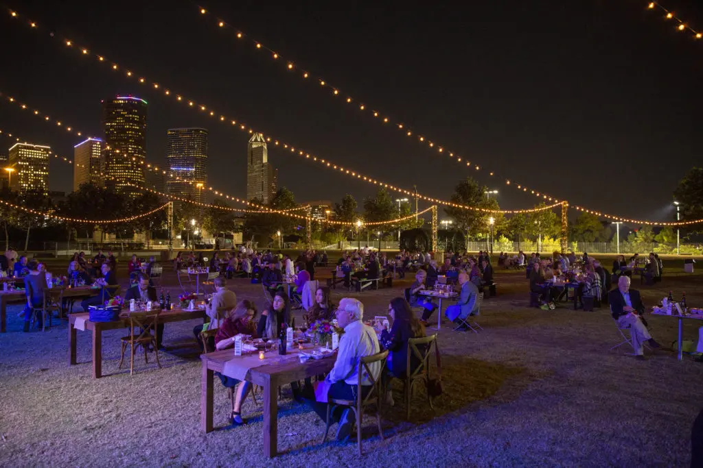 Buffalo Bayou Foundation celebrates five years of Buffalo Bayou Park with a fancy picnic dinner under the stars, on the banks of the meandering bayou. (Photo by Jenny Antill Clifton)