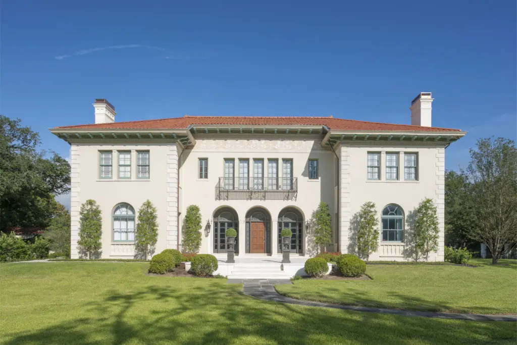 Cara and Ken Moczulski For sensitively rehabilitating the Mediterranean Revival-style F.A. Heitman House (1926) designed by William Ward Watkin in Shadyside.