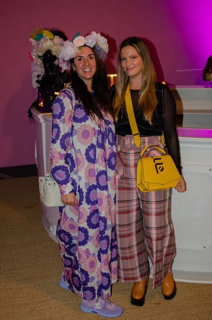 Sofi Sugasti, Shayna Fontana (Photo by Cassandra Willis)