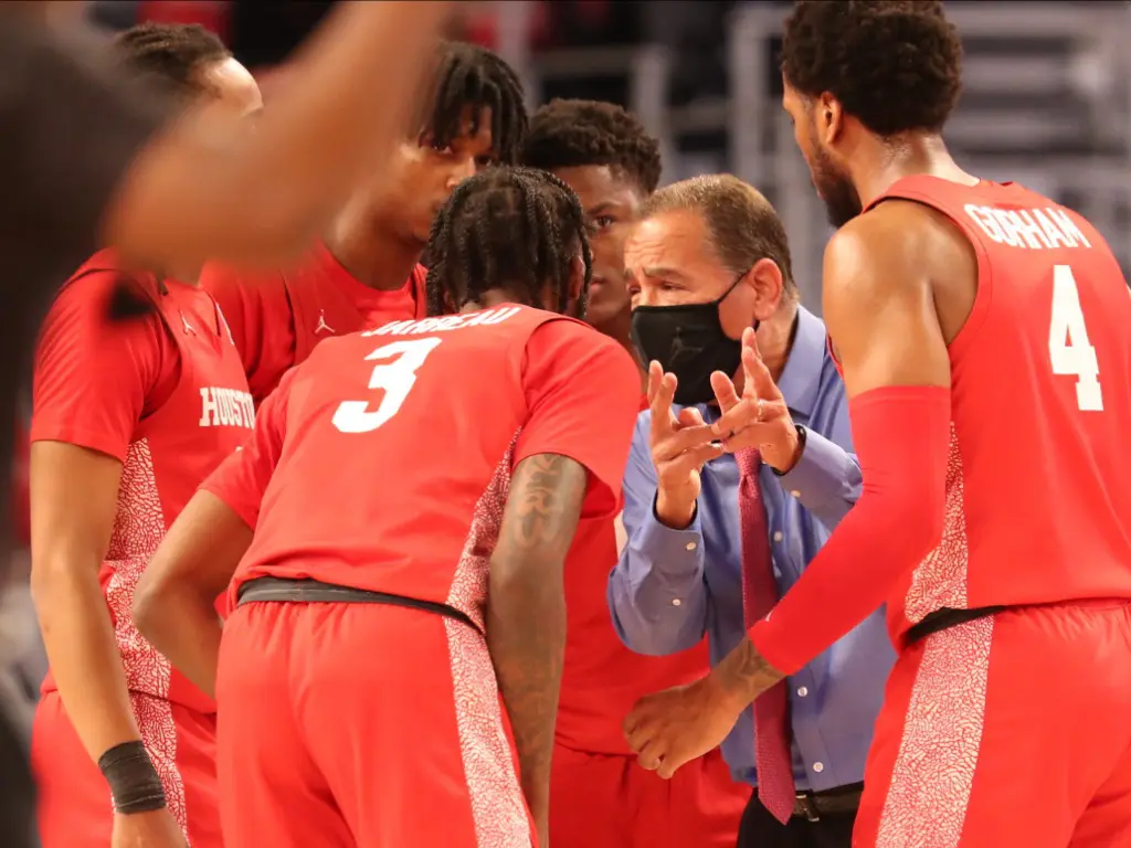 University of Houston coach Kelvin Sampson has built the program up to the point where major feats are possible. (Courtesy UH Athletics)