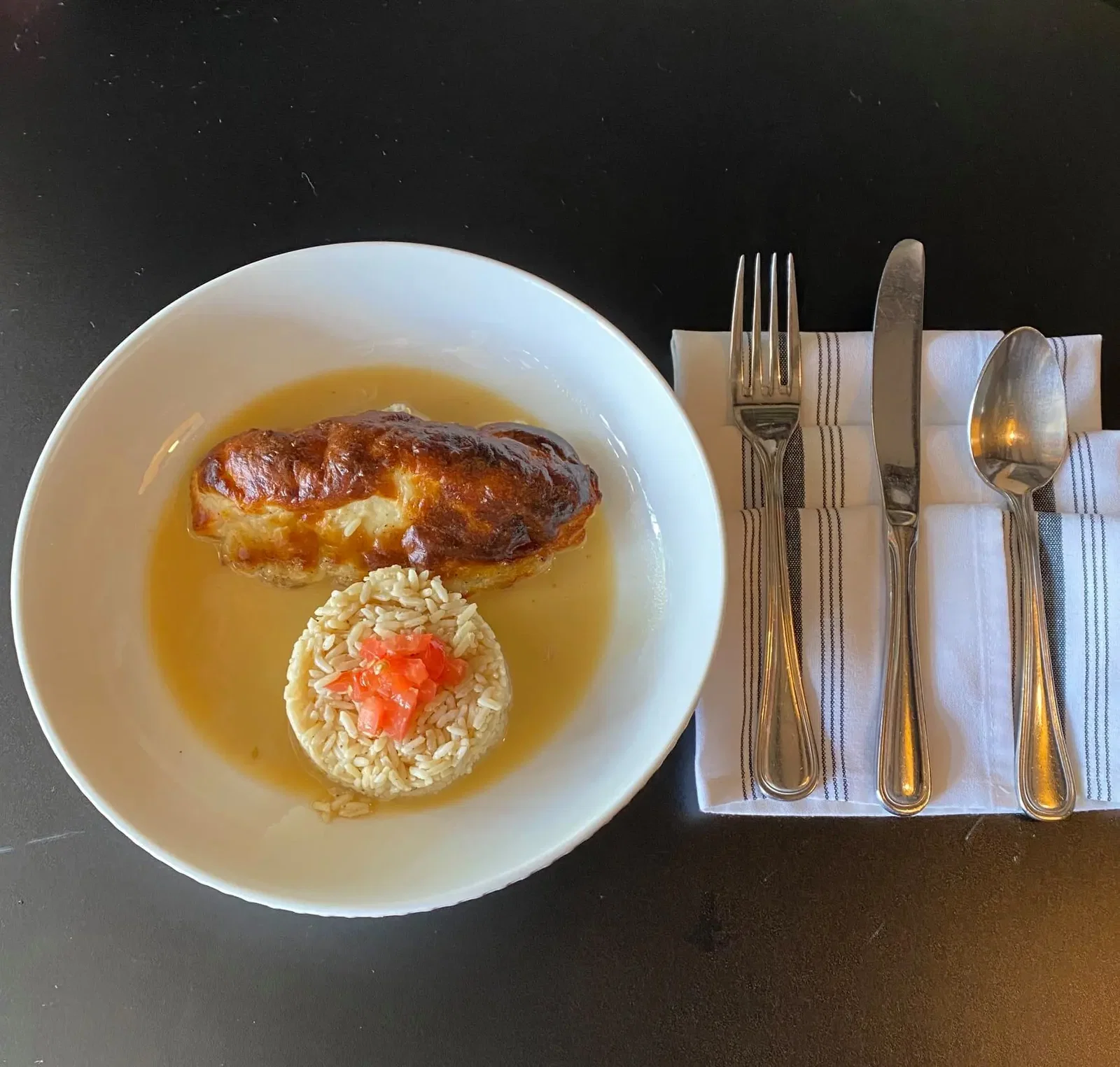 bistro 555 (Facebook)