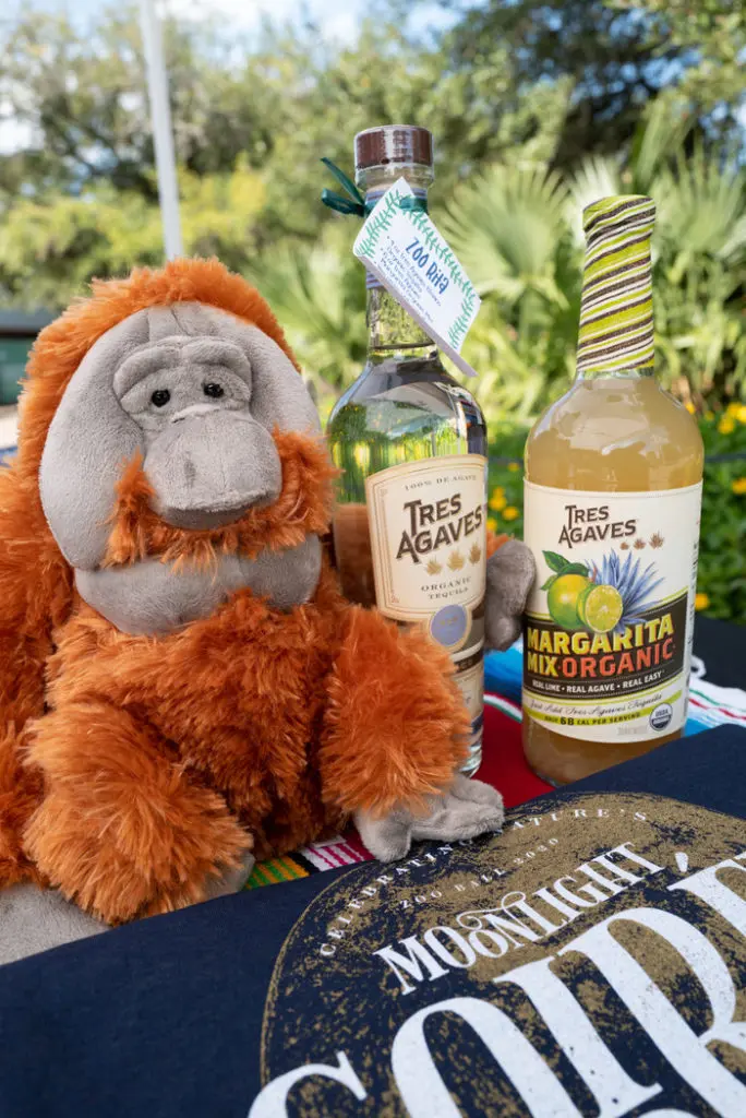 Zoo Ball cocktail and T-shirt (Photo courtesy of Houston Zoo)