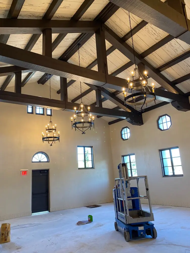 The Historic Clubhouse, now Lott Hall, men's locker room has been transformed into a second venue for entertaining. (Photo by Shelby Hodge)