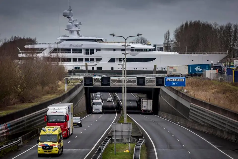 Tilman Fertitta's Boardwalk by Feadship encountered 19 locks and bridges on its way to sea trials. (Photo courtesy of Feadship)