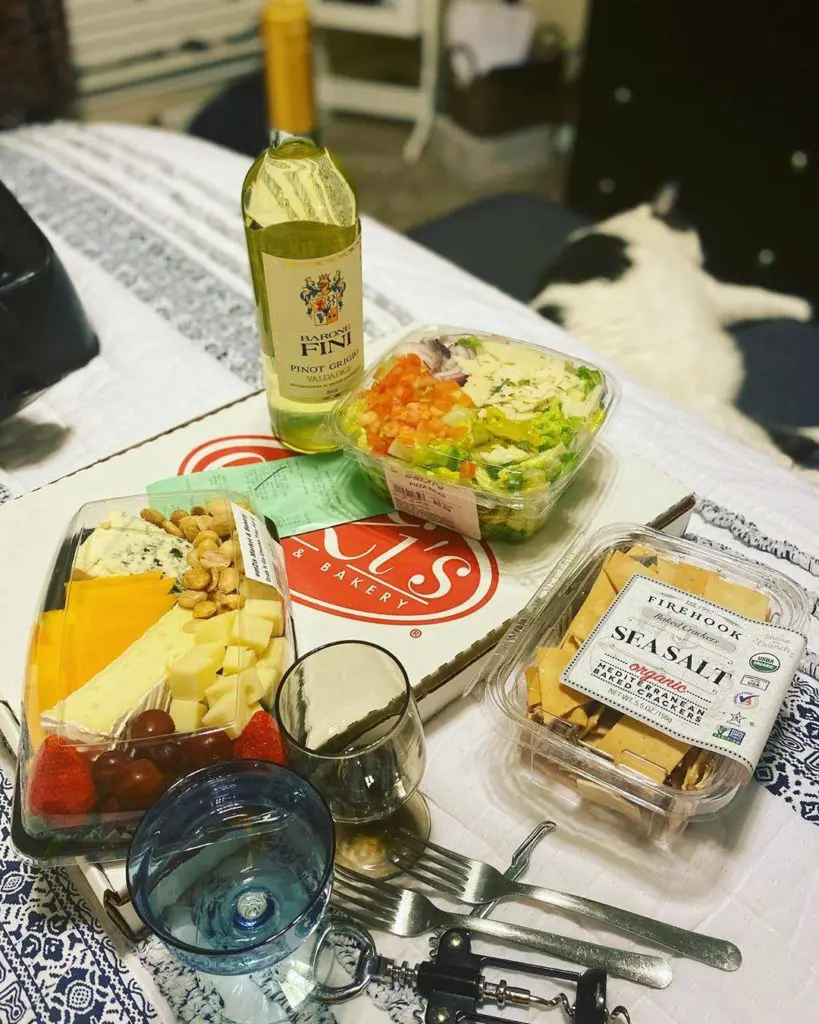 Eatzi’s has long proven its take-out prowess