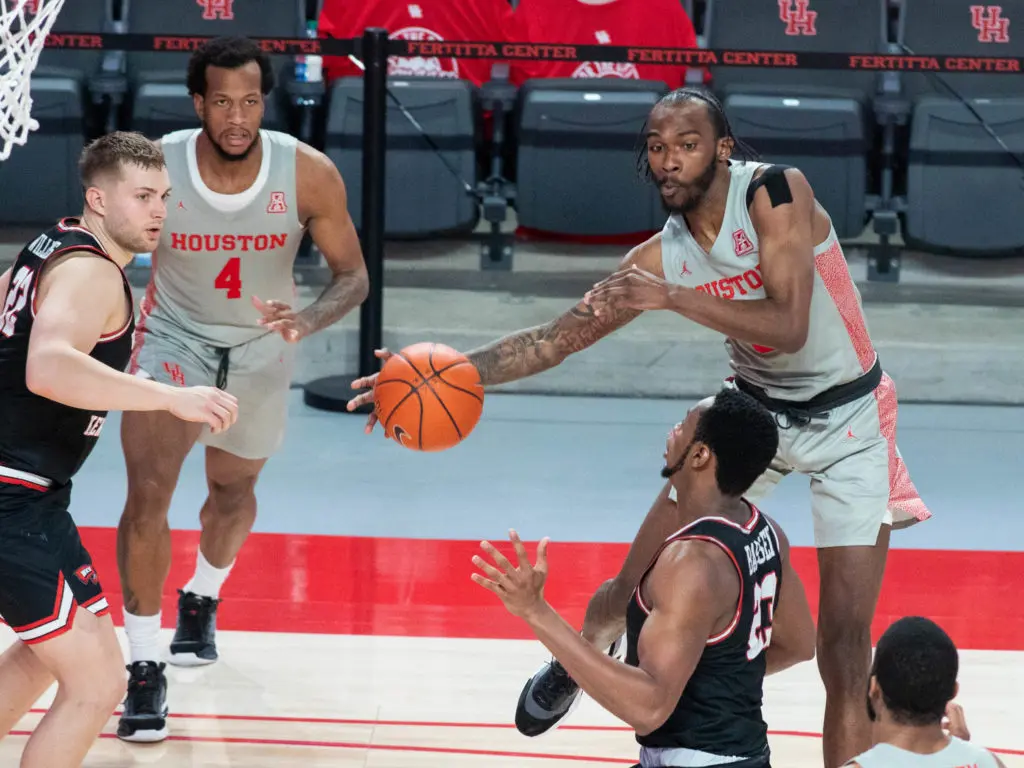 DeJon Jarreau is the driving force behind Houston's unselfish success. (Photo by F. Carter Smith)