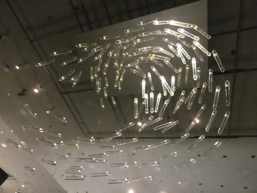 DRIFT, Flylight (Basel), 2015, hand-blown glass, wire, electronics, anodized aluminum, and LEDs. (Photo by Tarra Gaines)