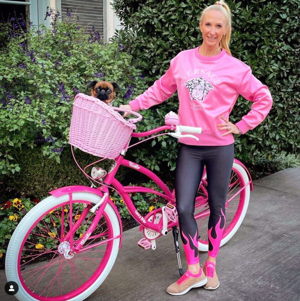 A Vivelo bicycle that matches your exercise togs? Why not. 