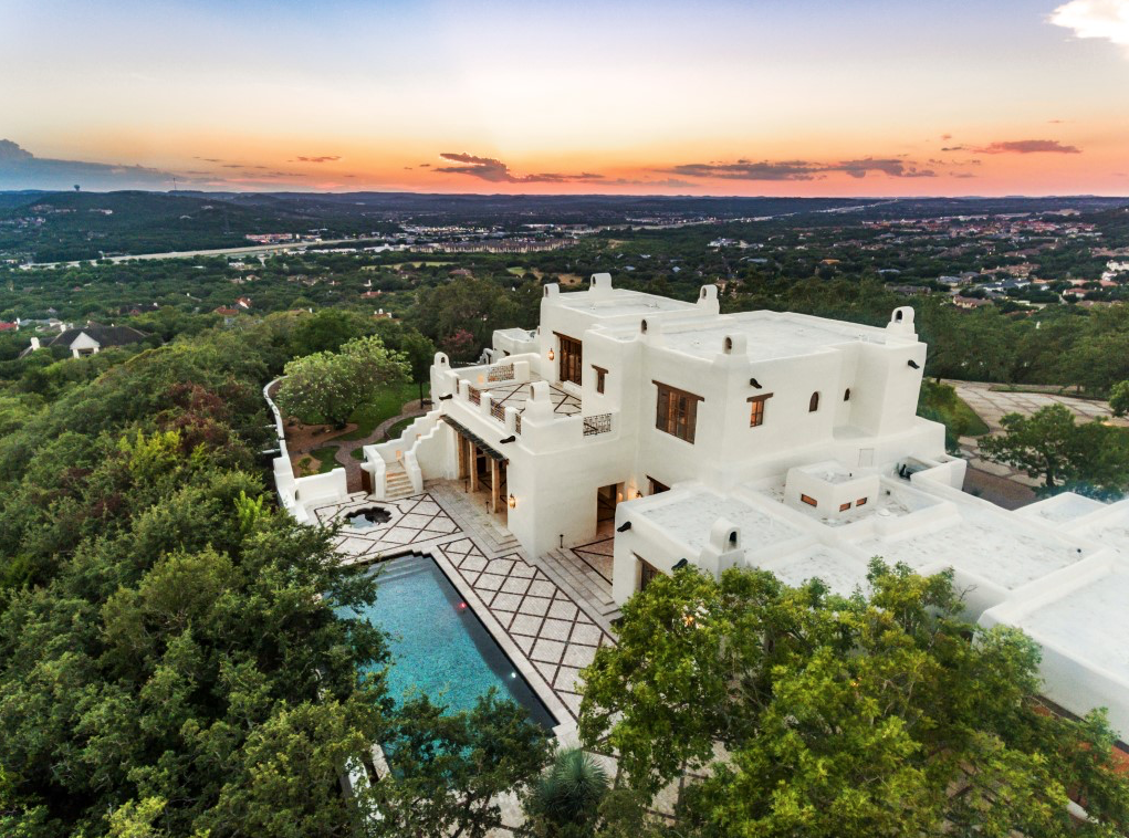 Country Music Hall of Famer George Strait puts his San Antonio mansion back on the market with a reduced asking price.  (Photo by LRES)