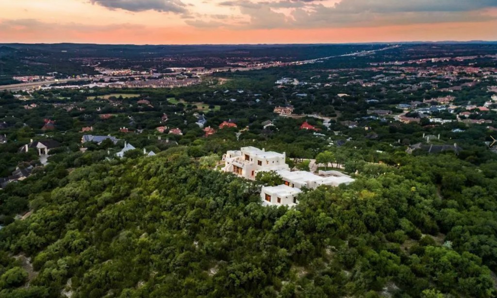 George Strait's hilltop mansion in San Antonio's Dominion Country Club rises above his 12.2 acre estate.
 (Photo by LRES)