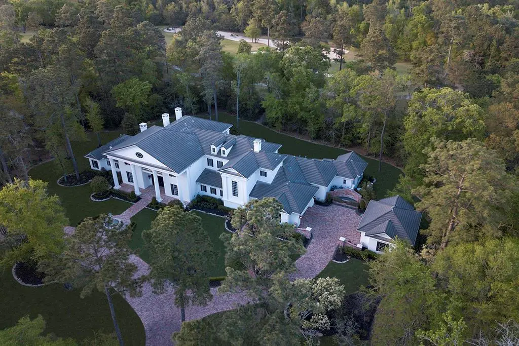 6 Fluery Way, the Woodlands