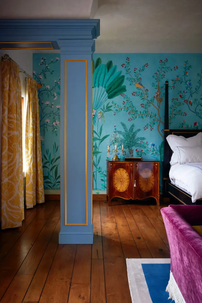Custom-woven draperies. Gilt details on millwork by David Lyles. (Photo by Pär Bengtsson)
