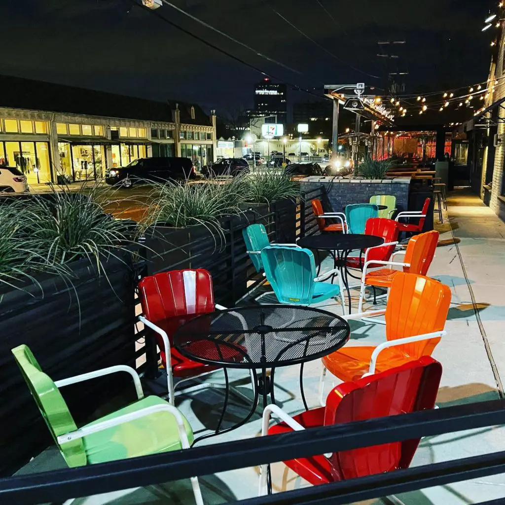 The new Irish pub expanded its outdoor space and offers plenty of patio seating. (Courtesy of Spider Murphy's)