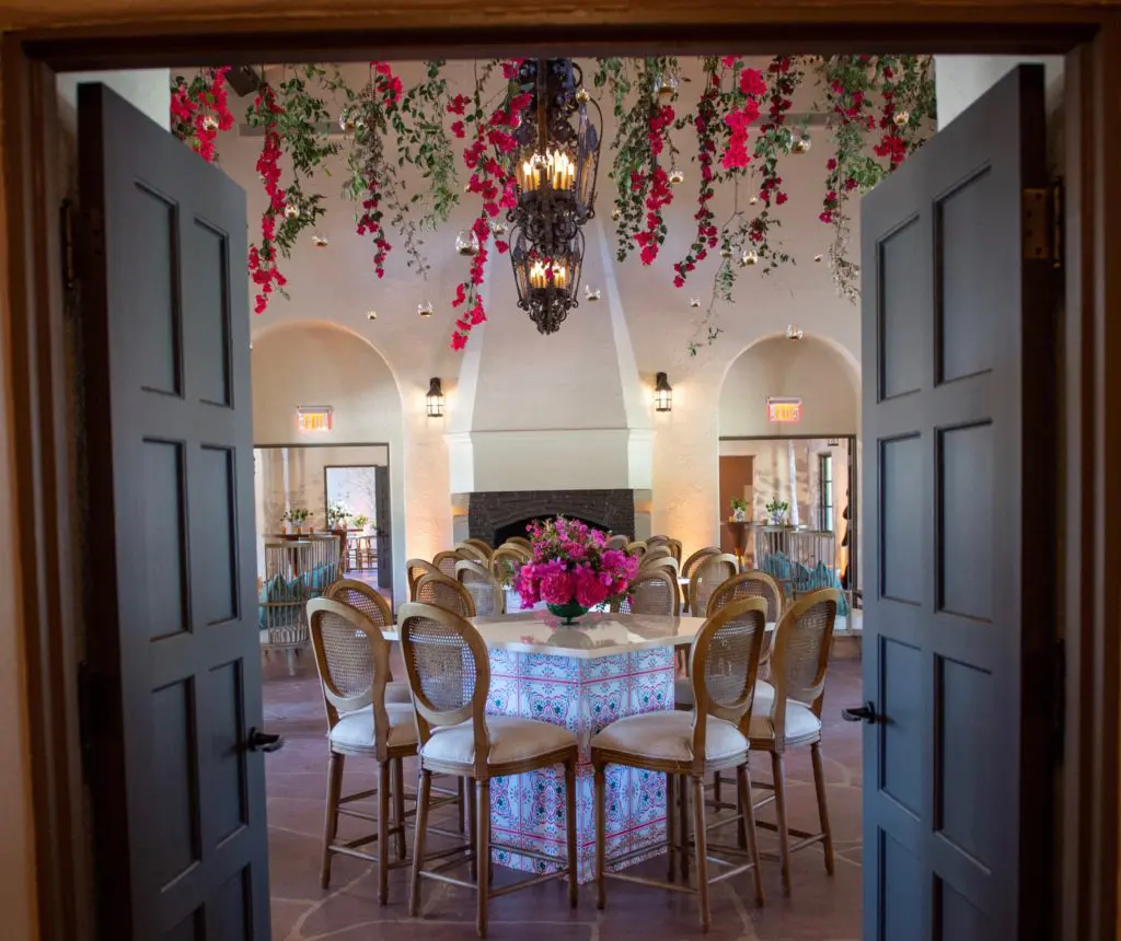 Hermann Park Conservancy opened the doors of Lott Hall for a 'wedding' presentation highlighting the newly renovated golf clubhouse as a special events venue. (Photo by Sarah Austin of Chris Bailey Photography)