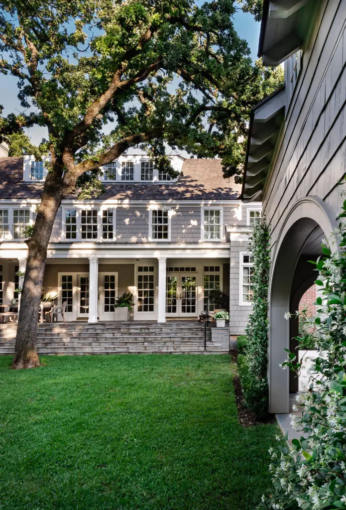 Architecture for Rob and Lizzie Sell’s Fort Worth house was inspired in part by the John Staub designed Palmer Hutcheson house in Houston. (Photo by Manny Rodriguez)