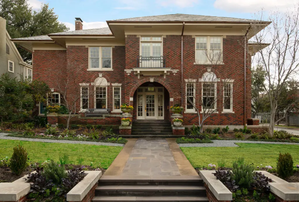 3429 Drexel is distinguished by its elegant tiered landscaping and unusual interior.
