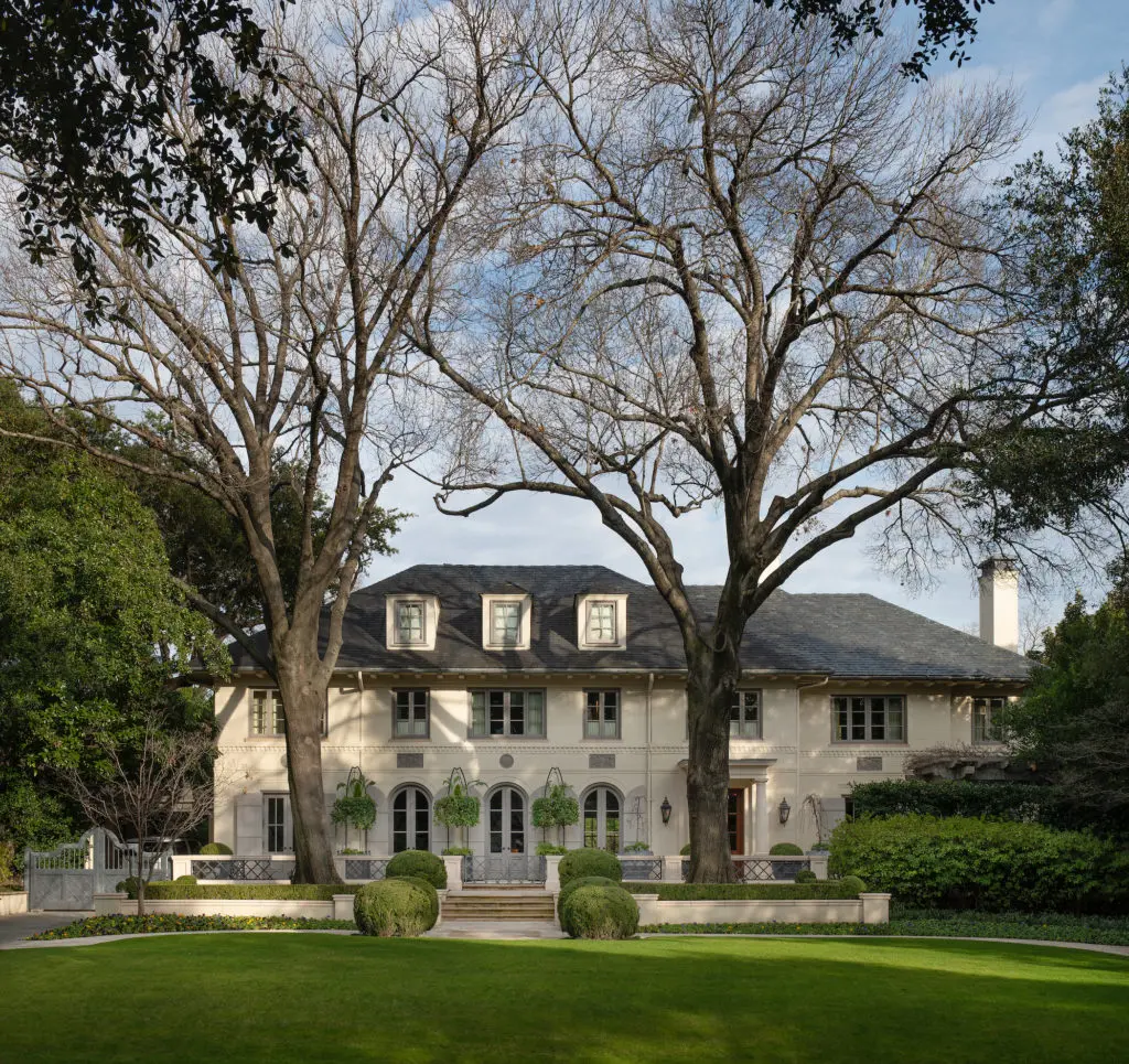 Hal Thompson's Italian Renaissance classic along Lakeside Drive, one of Dallas' most prestigious streets