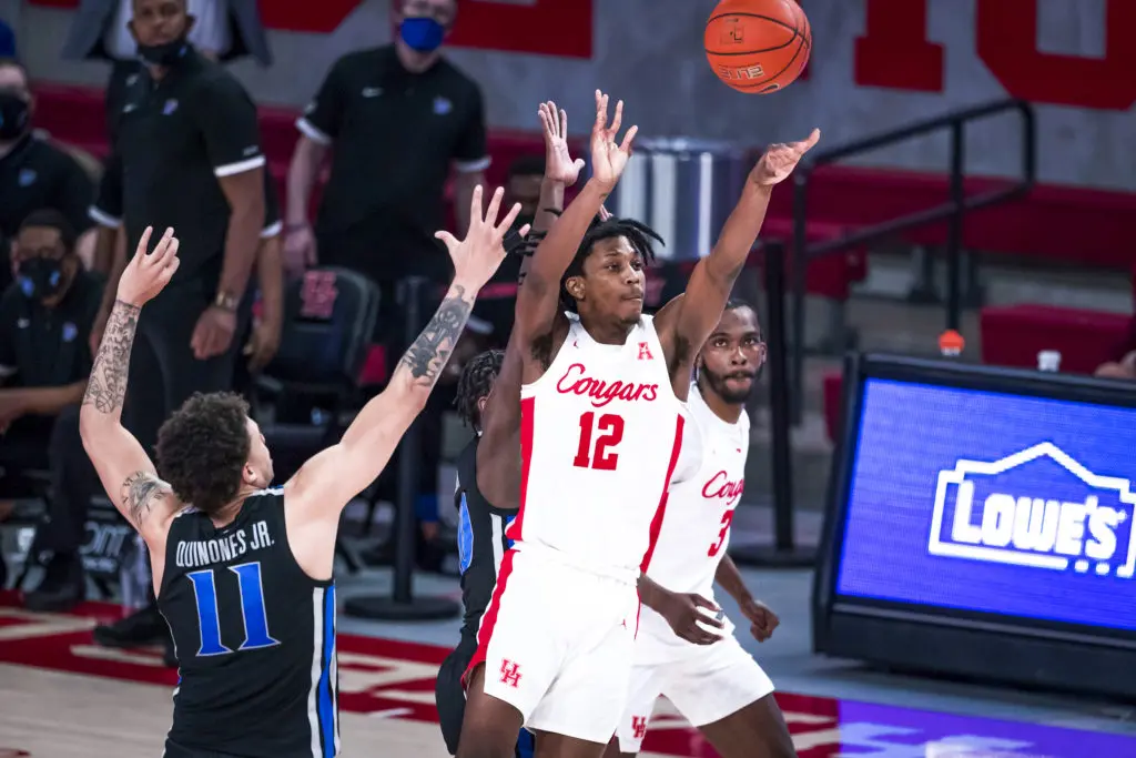Future Man — Tramon Mark’s Incredible Buzzer Beater Brings an Entire Town Along, Shows UH’s Next Star is Already Ready for March