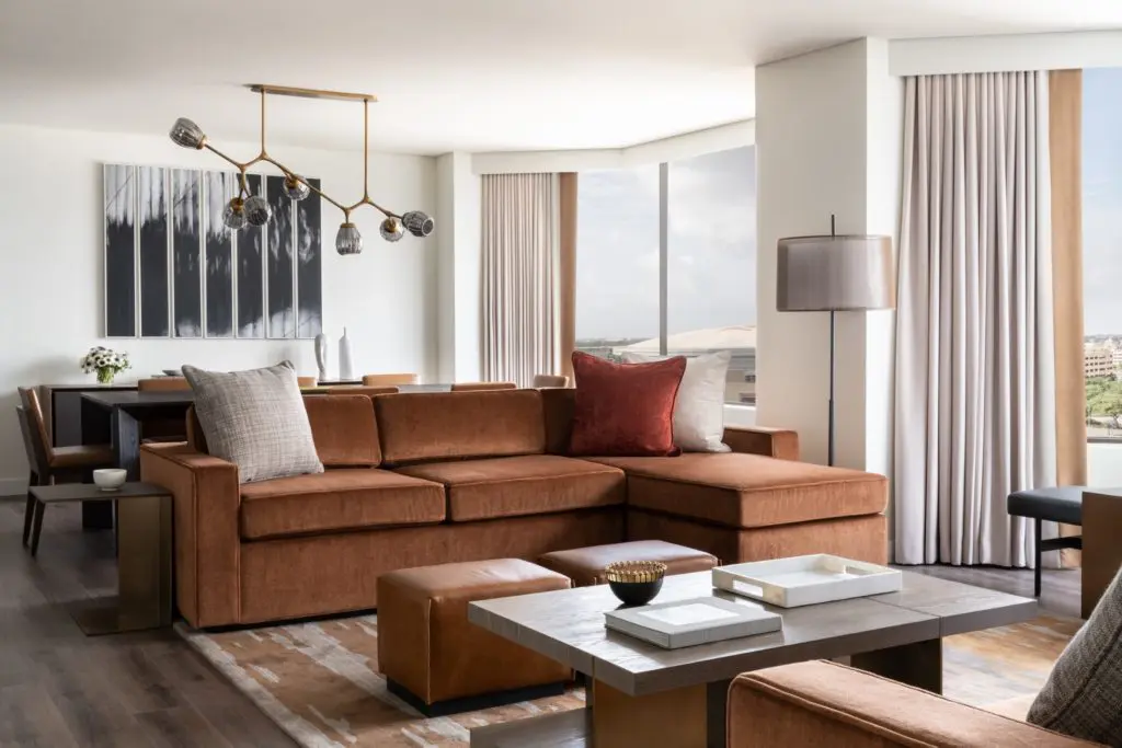 Rottet Studio directed reconfiguration and interior design of the Ambassador Suites at the Four Seasons Houston, which has just completed renovation of all 400 guest rooms.  (Photo by Four Seasons Hotel Houston)