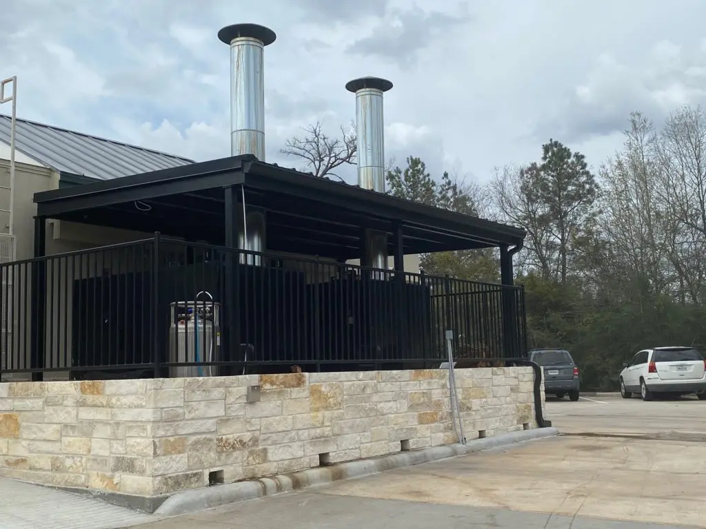 Killens Barbecue in The Woodlands has two Oyler rotisserie smokers and two traditional offset pits from Cen-Tex Smokers providing a phenomenal barbecue capacity.