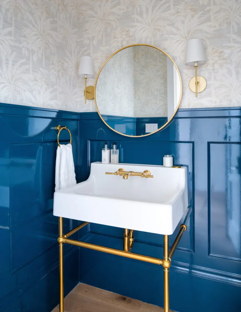 One of the many bathrooms (five full and two half) in 4027 University Boulevard. (Photo courtesy of Compass Real Estate) 