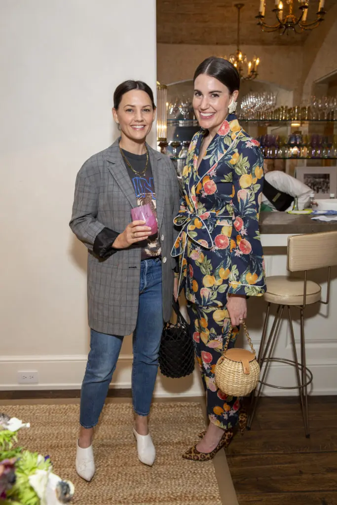 Established bloggers Caroline Knapp, Valerie Dittner (Photo by Jenny Antill Clifton)