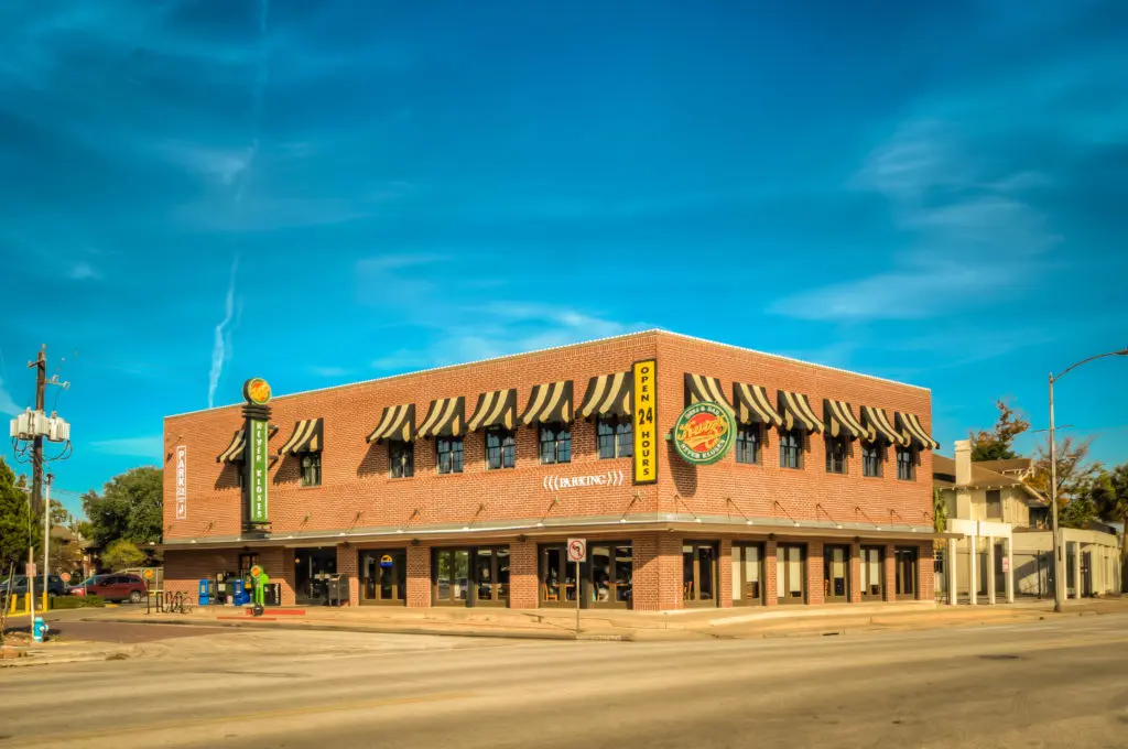Katz Deli is an example of Mirador Group's exceptional work. 