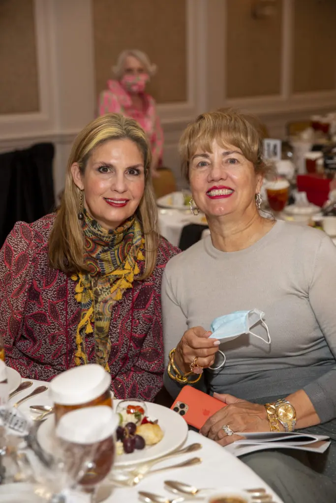 Liz Scully, Cherie Lindley at the Salvation Army Women's Auxiliary Reflections on Style Luncheon (Photo by Jenny Antill Clifton)