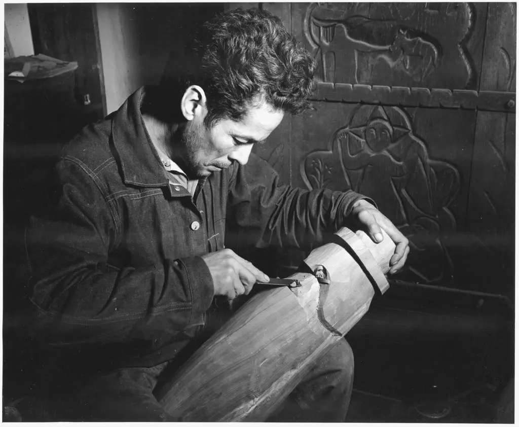 Santero Patrocino Barela made wood carvings that reflect the process of human life, from childhood to old age. Photograph of Patrocino Barela from the Record Group 83: Records of the Bureau of Agricultural 
Economics, 1876–1959, National Archives
