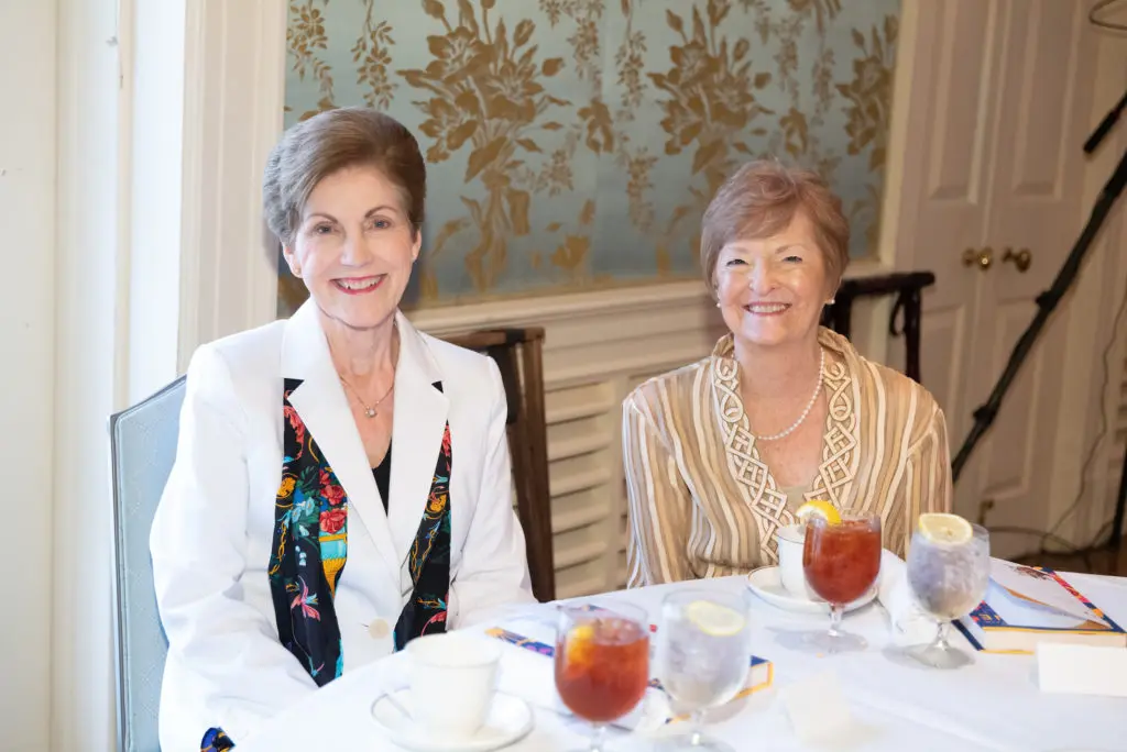 Peggy Manske, Norelle Lundy at the Houston Hospice Butterfly Luncheon (Photo by Daniel Ortiz)