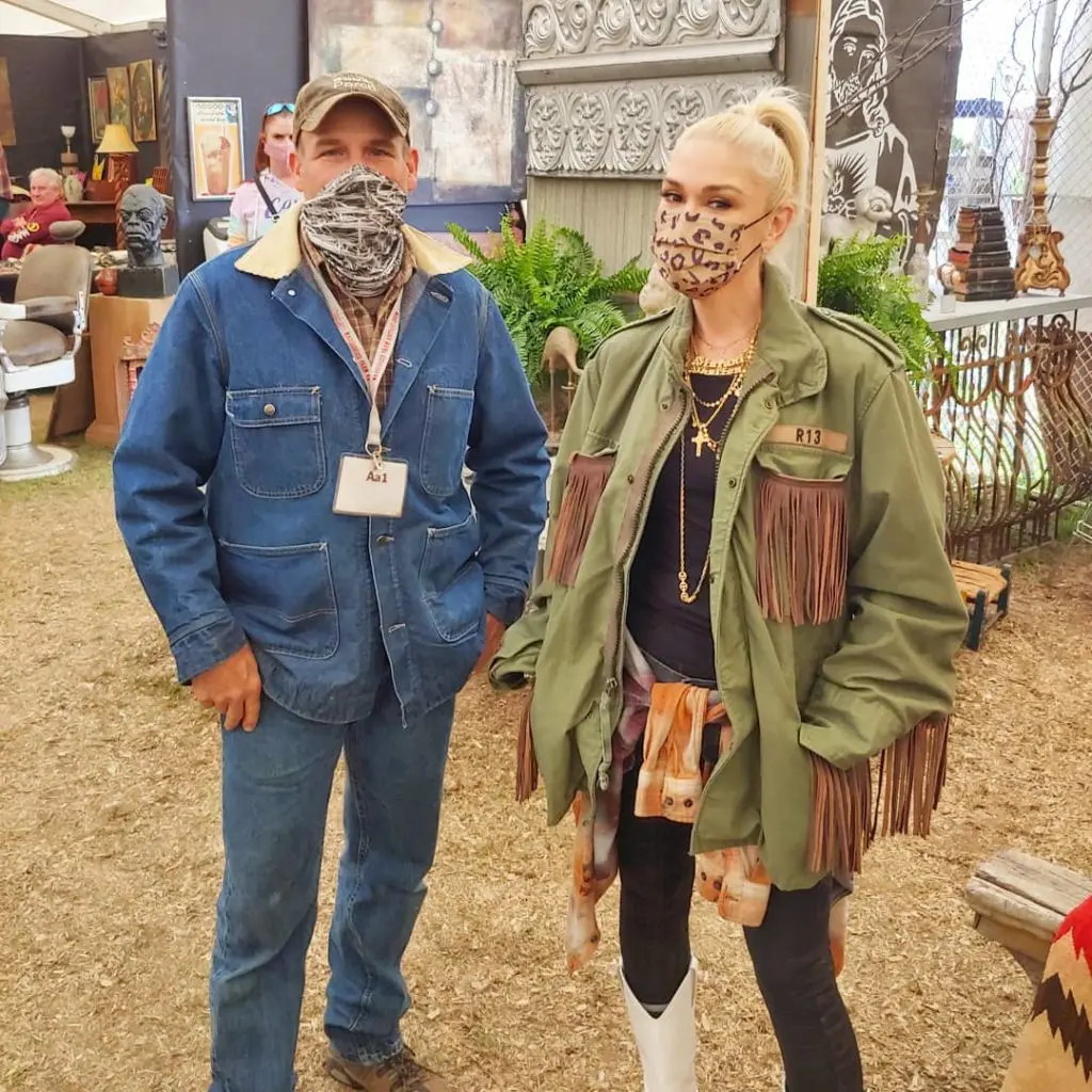 Rocker Gwen Stefani, was spotted at Market Hill and at Marburger Farm Antique Show. (Photo by @southporch)