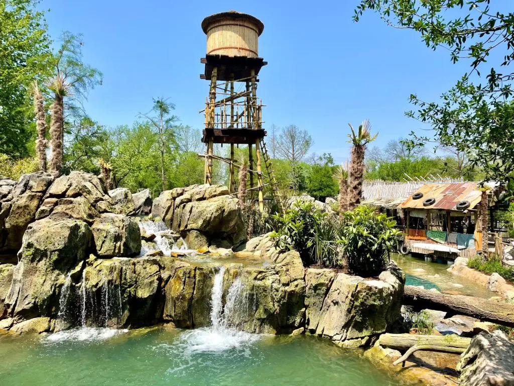 One of four waterfalls at Elephant Springs. Photo by Courtney Dabney. 