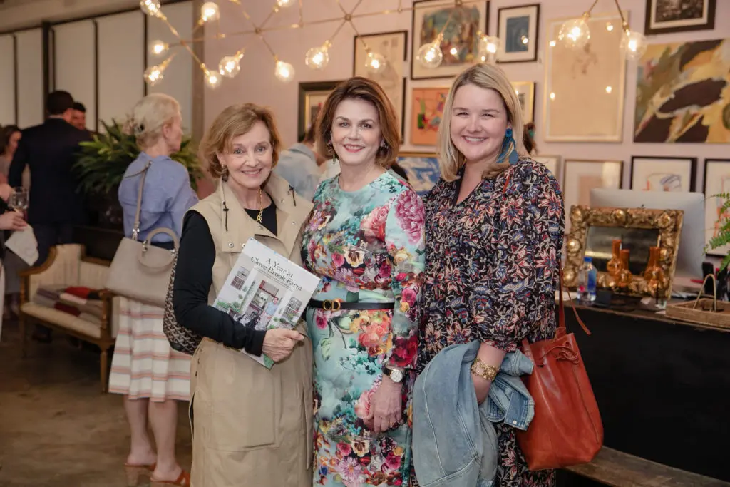 Sandy Lucas, Ruth Davis, Mimi Trahan (Photo by Johnny Than )
