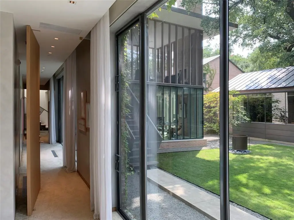 The home's thoughtful layout keeps the focus on the great outdoors. 
