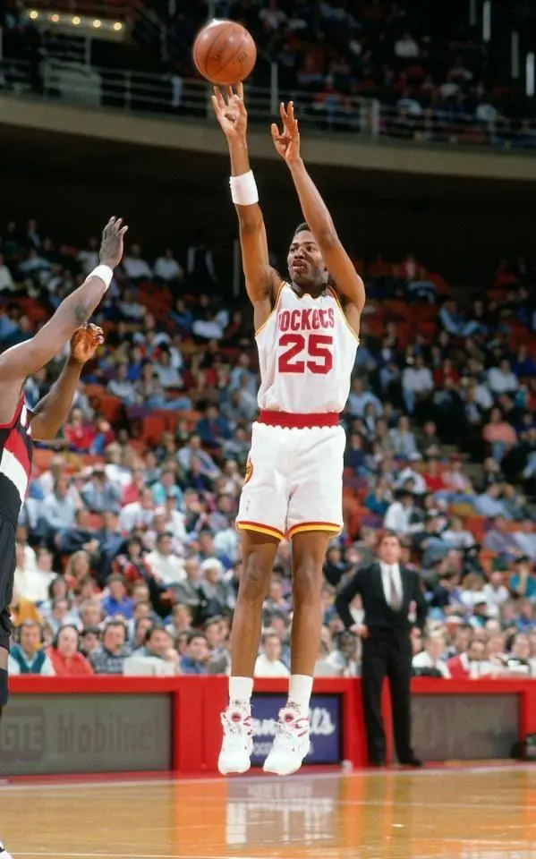 Robert Horry is called Big Shot for a reason. And Rudy Tomjanovich used his Hall of Fame platform to try and help Horry get his own.