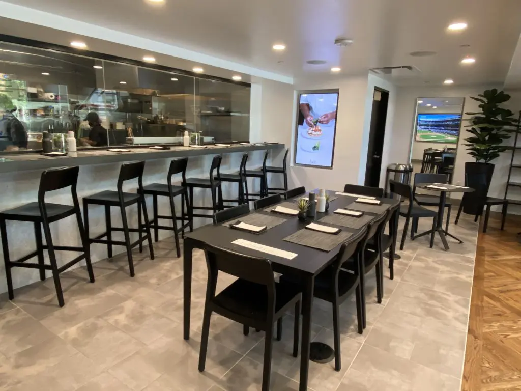 Shoppers and non-shoppers alike are invited in for a drink or a bite at Eats in the Upper Kirby Boutique A Ma Maniére