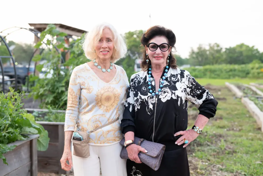 Kathy Smyth, Elyse Lanier in The Gathering Barn at Hope Farms where Recipe For Success hosted the Delicious Alchemy dinner. (Photo by Daniel Ortiz)