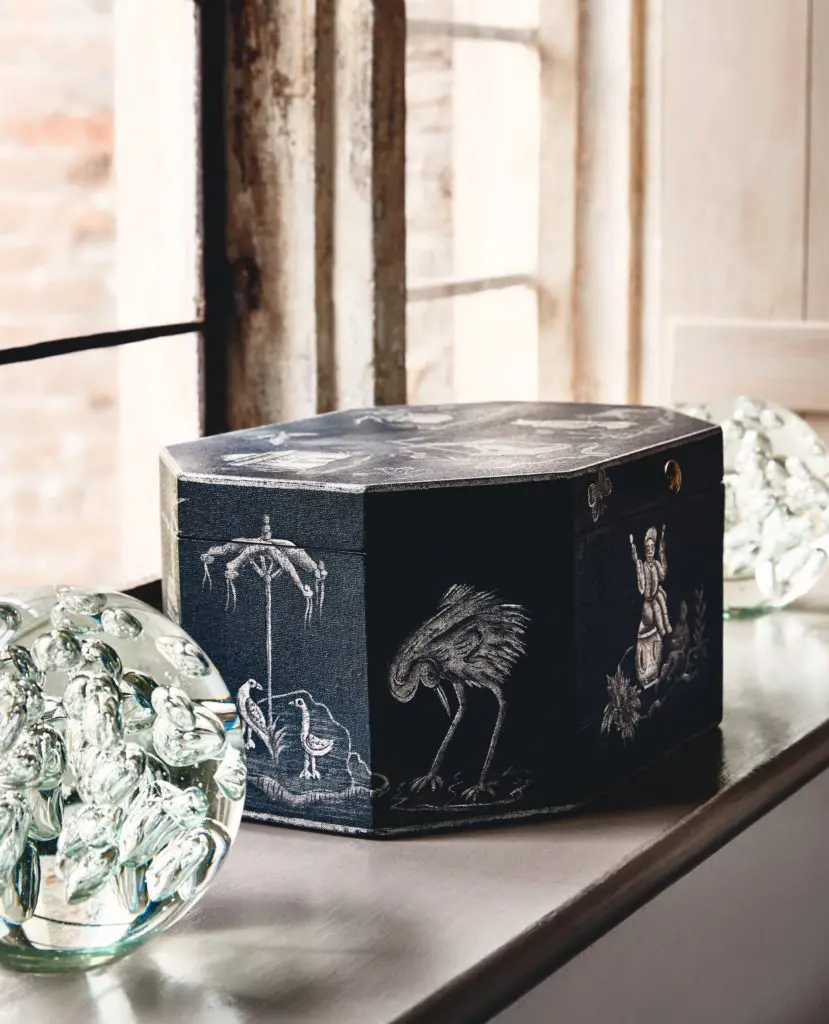 Giant Glass Ball Paperweight, Gonglin Memory Box.