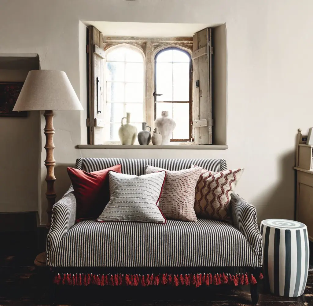 Tarma sofa.