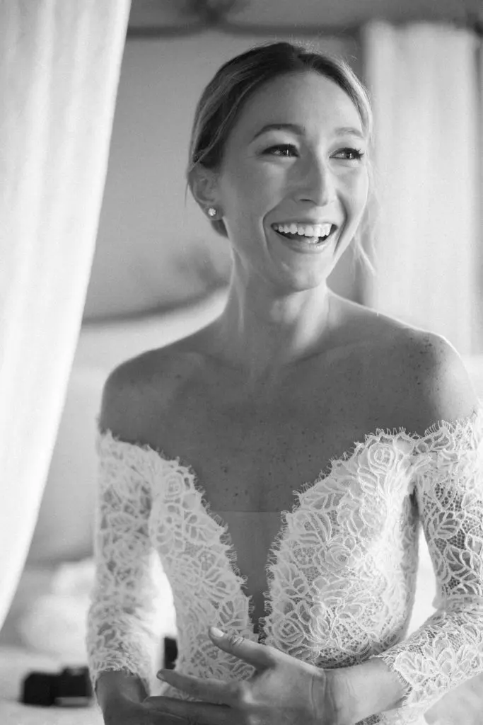 Sarah's wedding gown was Casa de Novia Bridal Couture.  (Photo by Liz Banfield)