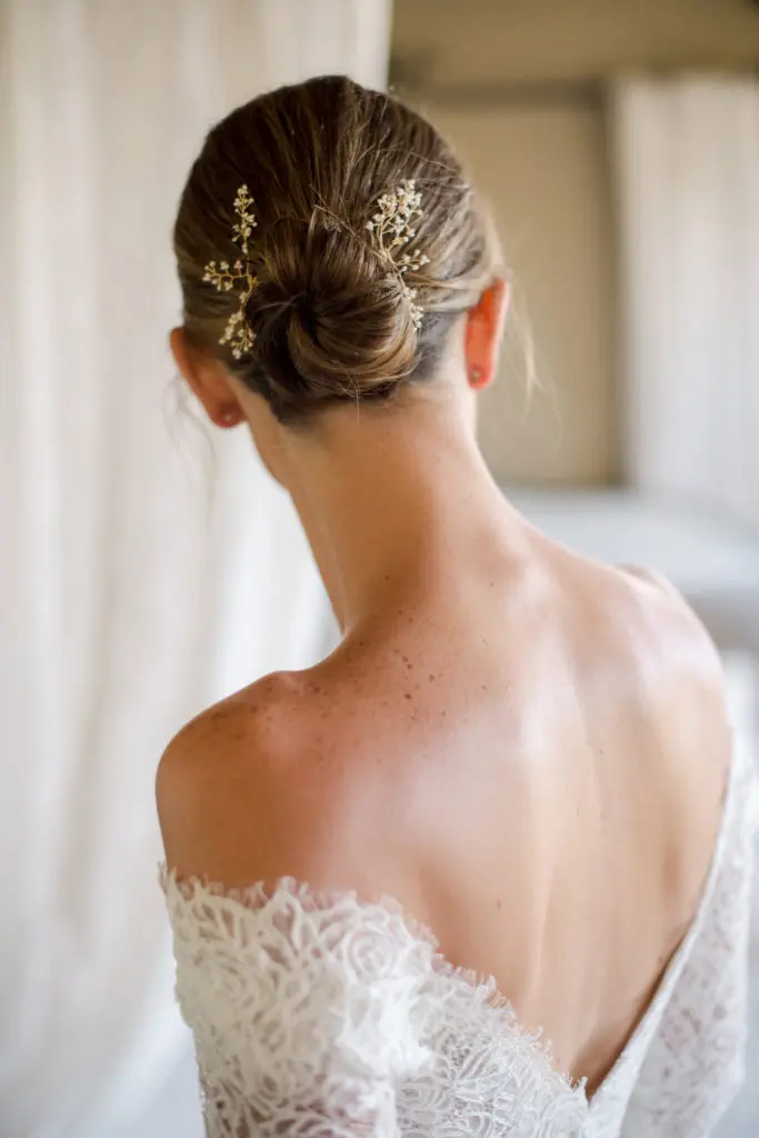 Beautiful bridal details. (Photo by Liz Banfield)