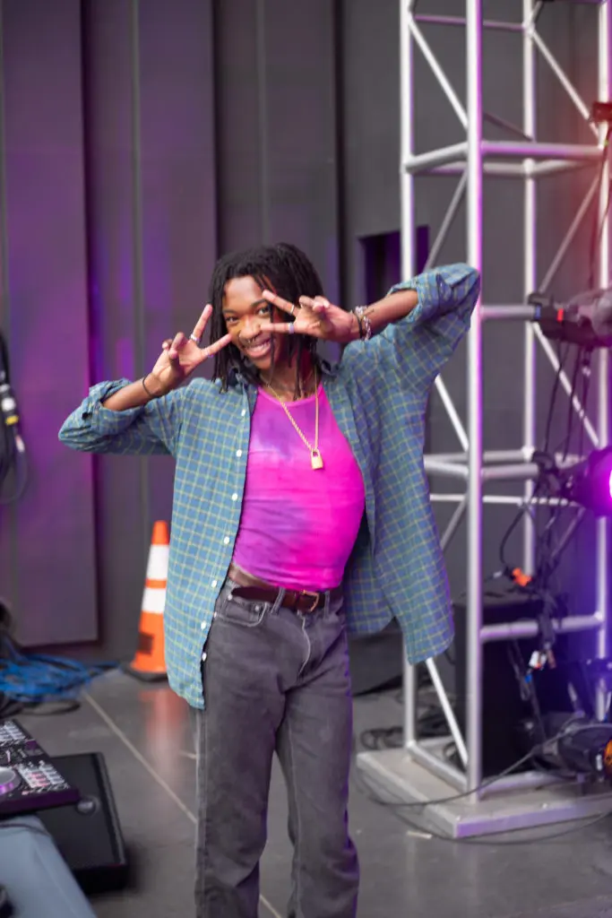 After a Performance-Free Year, Booker T. Live Captures the Creative Magic of the Downtown Dallas High School