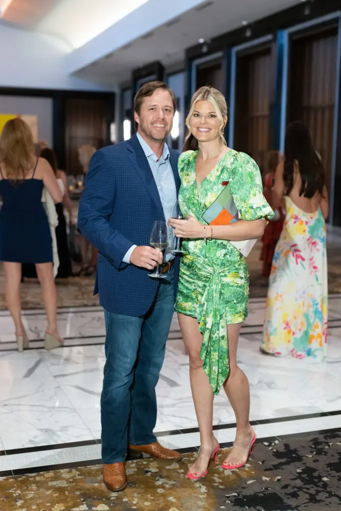 Geoff & Jennifer Womack at the Theorem Sauvignon Blanc party at the Post Oak Hotel  (Photo by Daniel Ortiz)