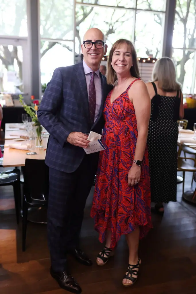 Chris Wallace, Mandi Sheridan Kimball (Photo by Quy Tran Photography)