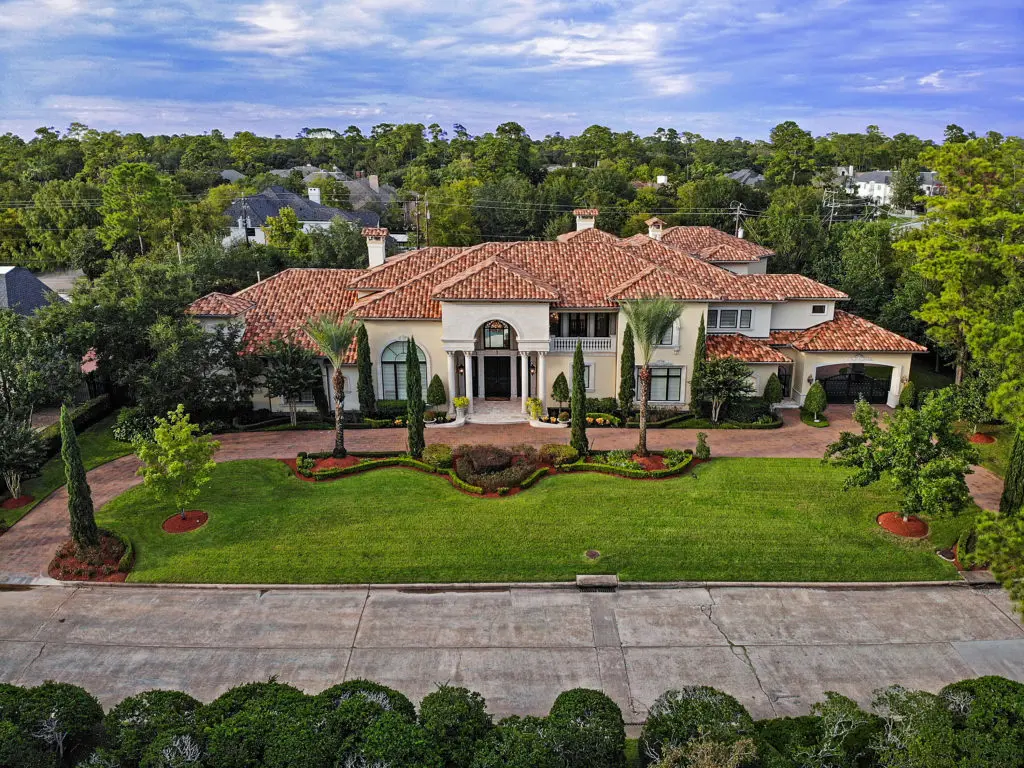 This luxurious Tuscan Mediterranean Villa nestled in the exclusive community of Memorial Villages was sold by Bohnisch in 2020. (Photo by TK Images)